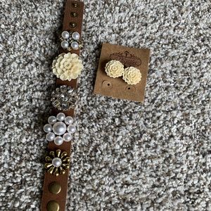 Bracelet and Earrings plunder